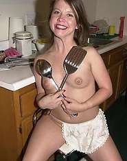 Hot MILF really cooks it up in the kitchen